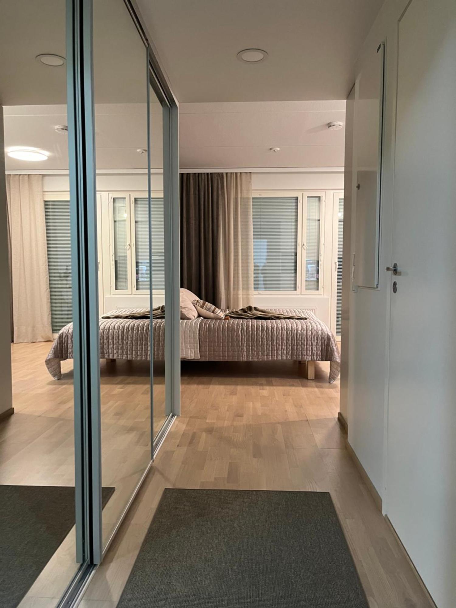Studio Vip - Close To Airport And Tikkurila Train Station Vanda Eksteriør bilde